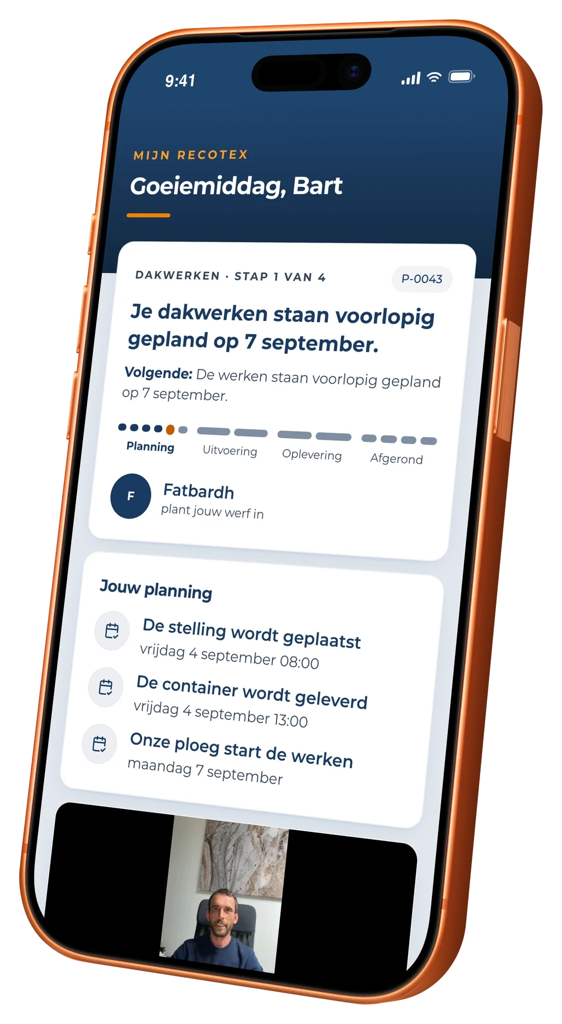 De klantenzone op een iPhone: de stand van een dakrenovatie, stap 1 van 4, met de planning